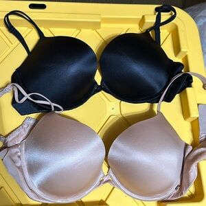 Victoria’s Secret Very Sexy Push-Up Bras in Nude and Black 32DDD